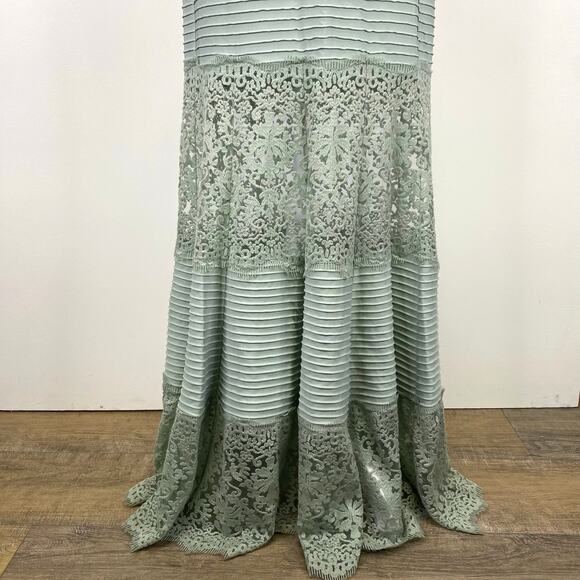 Tadashi Shoji Strapless Lace Evening Gown Womens XS Sage Formal Floor Length - Picture 7 of 12